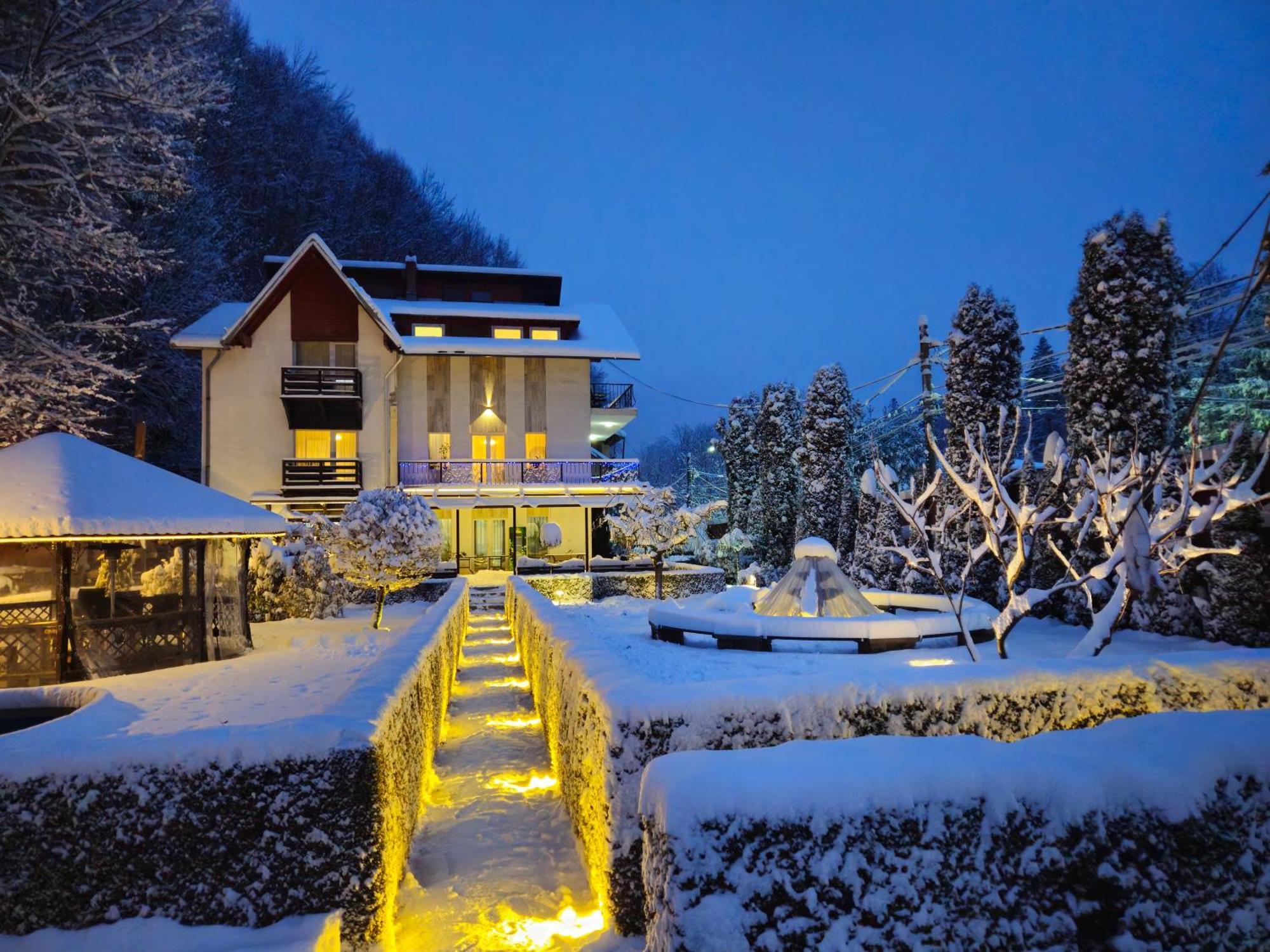 Villa Onix Sinaia Exterior photo