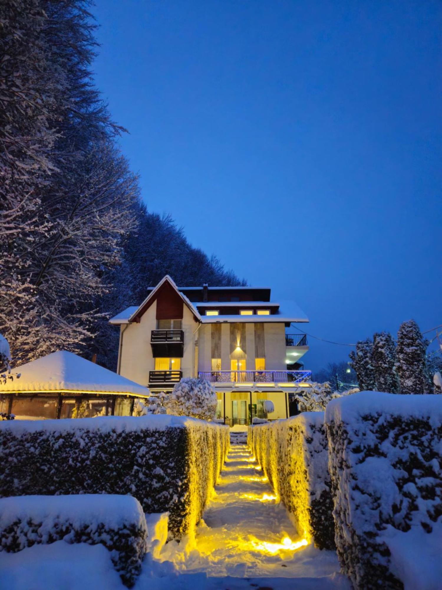 Villa Onix Sinaia Exterior photo